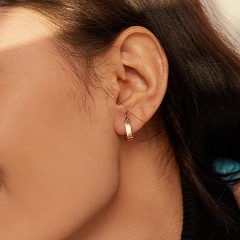 New 18K Gold Plated Square Geometric Hoop Earrings - Picture 2 of 5